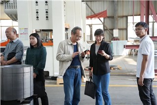 衡陽市工信局領(lǐng)導蒞臨朝陽集團視察指導